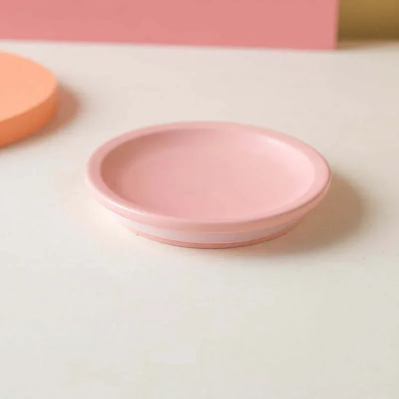 Soft pink ceramic pet bowl for cats and dogs, stylish and practical pet supply