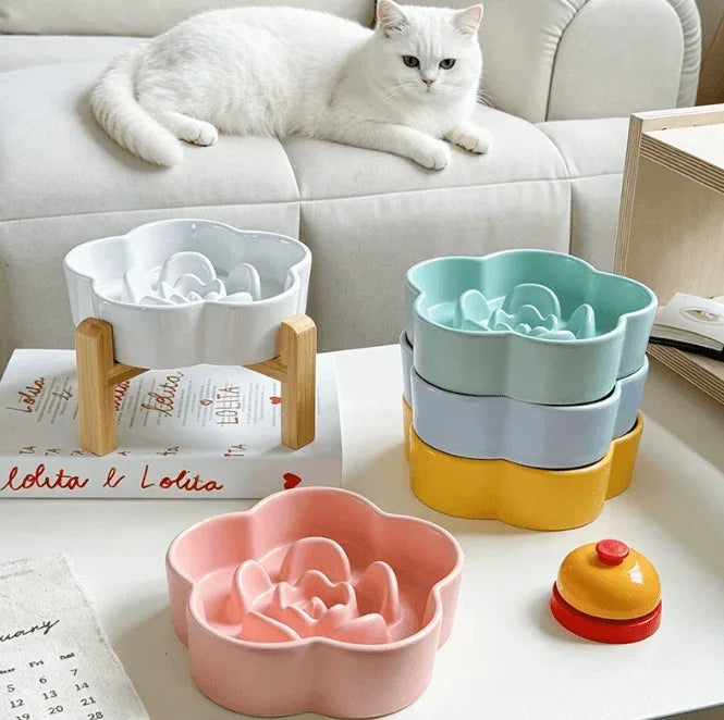 Petroom ceramic flower-shaped slow feeder bowls for cats and dogs in various colors.