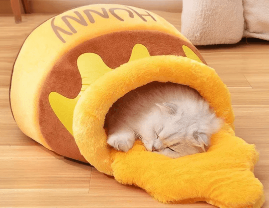 Cat Nest Honey Pot Shape Bed – Novelty Honeypot Cat House & Sofa Bed-Petroom