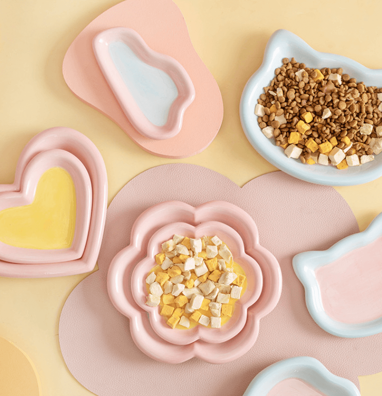 Cute ceramic pet non-slip food bowls in various shapes-Petroom