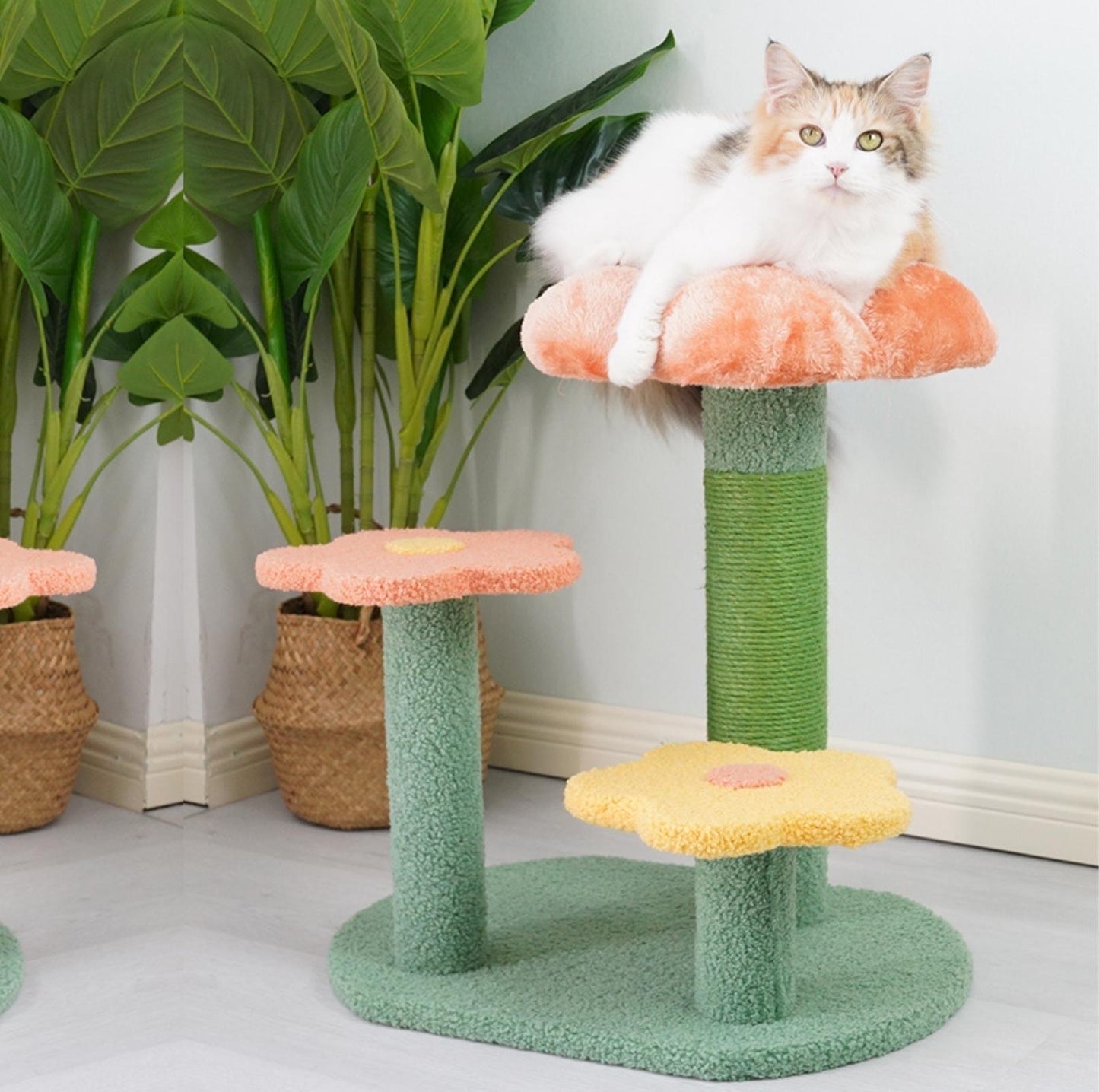 Flower-Styled Cat Tree Scratcher with Scratching Posts-Petroom