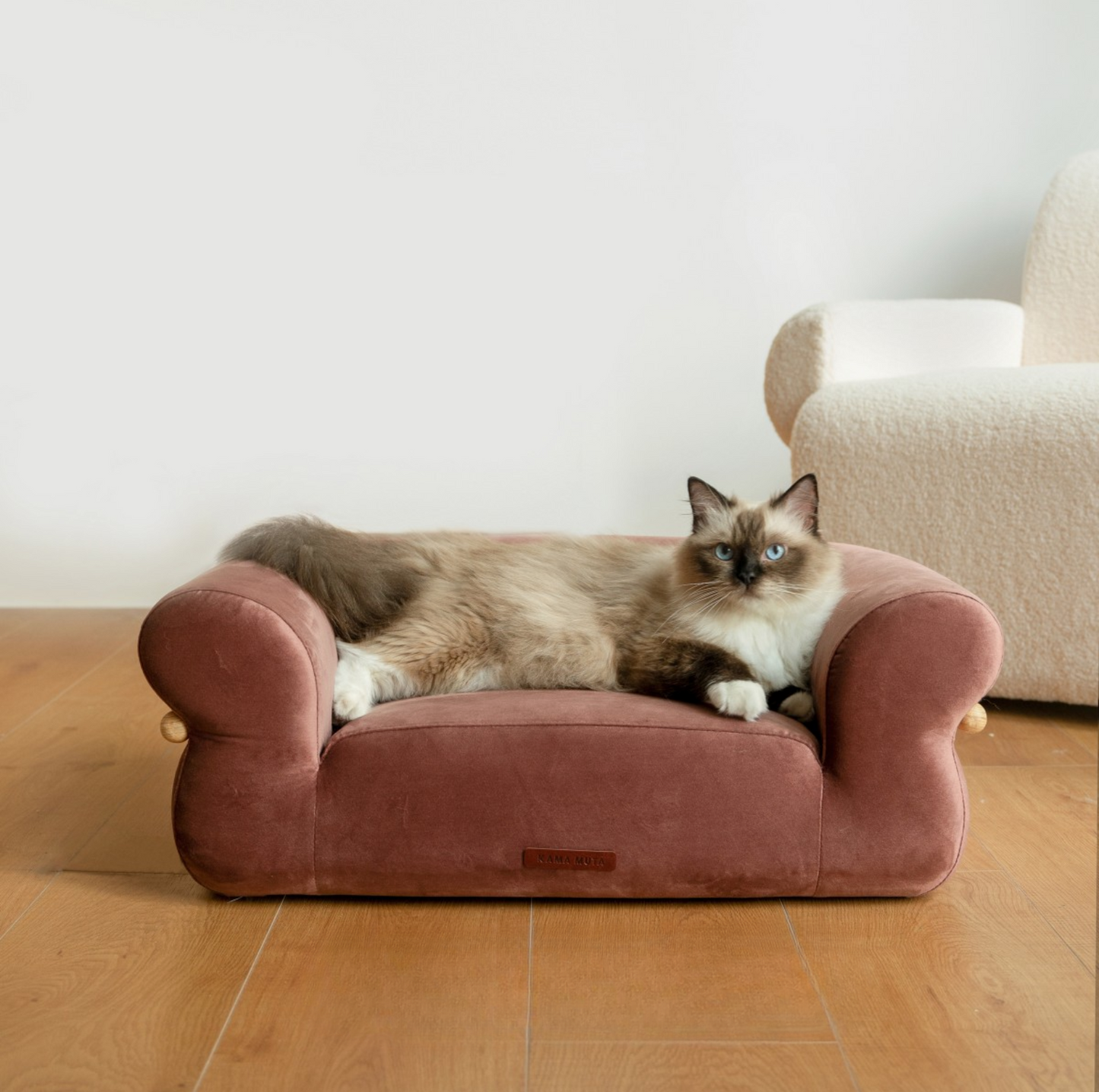 KAMA MUTA Bread Pet Bed - Italian-Inspired Design with Memory Foam and Ash Wood Frame-Petroom KAMA MUTA Bread Pet Bed - Italian-Inspired Design with Memory Foam and Ash Wood Frame-Petroom