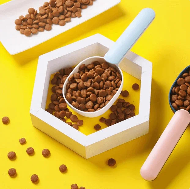 Long Handle With Clip Pet Food Scoop For Dog And Cat-Petroom