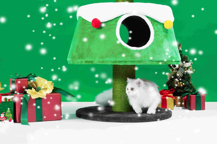 Michu Christmas Cat Tree - Festive Fun and Cozy Hideaway for Furry Friends - 159cm Height-Petroom