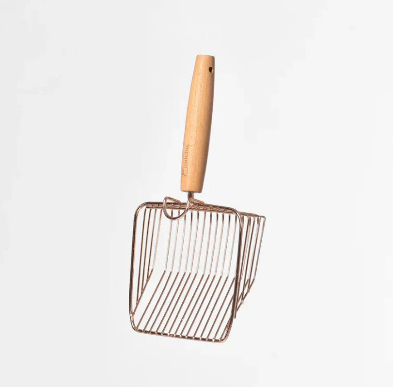 Stainless Steel Cat Litter Scoop Michu - 2 Styles in rose gold with wooden handle for cat owners.