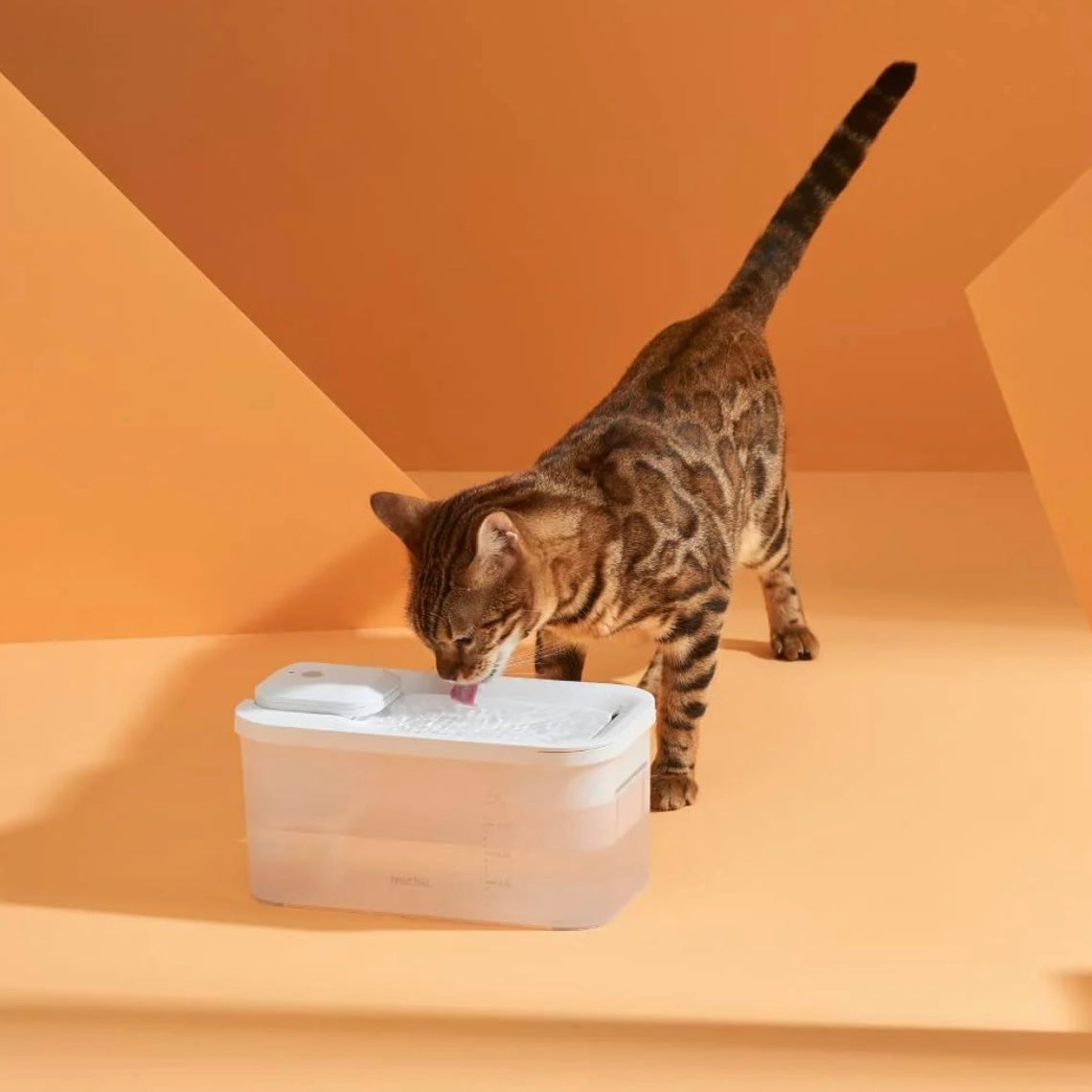 Michu Wireless Cat Water Fountain - Battery Operated Dispenser for Healthy Hydration-Petroom