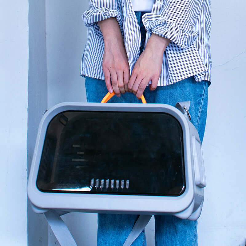 Premium Cat Carrier with Temperature & Humidity Indicator – Safe & Stylish Travel Bag-Petroom