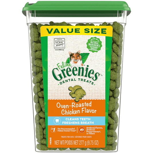 Greenies Dental Oven Roasted Cat Treats Chicken Flavour 277g in a value size container, promoting dental health for cats.