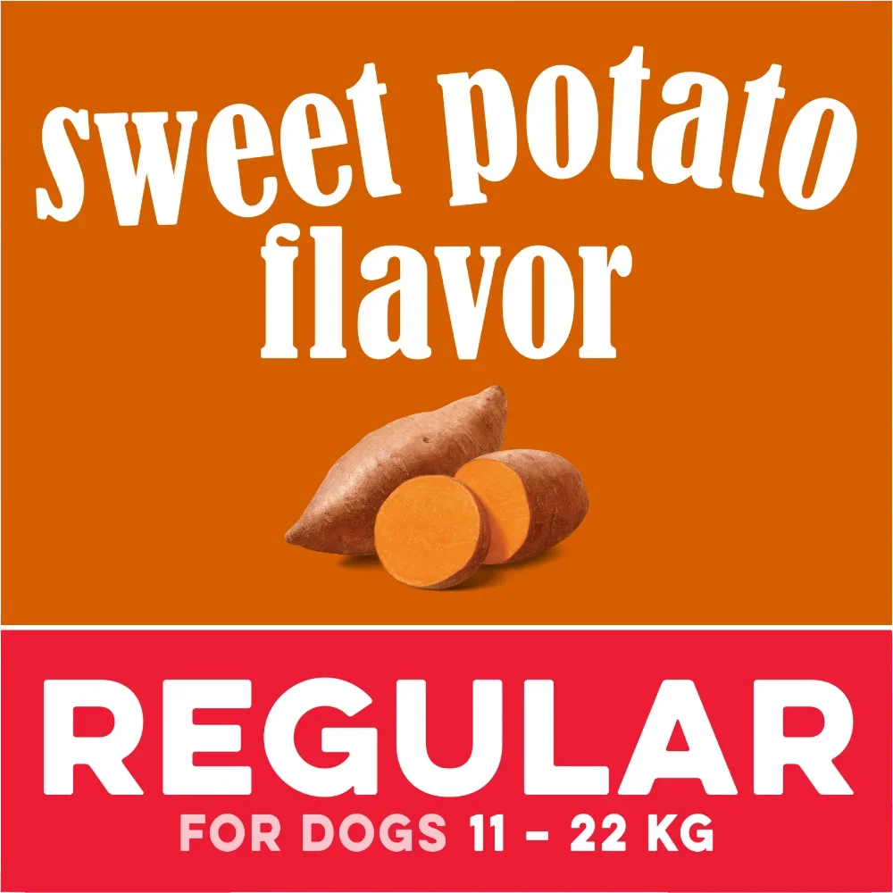 Greenies Sweet Potato Regular Dental Dog Treats 340g packaging featuring sweet potato flavor and regular size for dogs 11-22 kg.