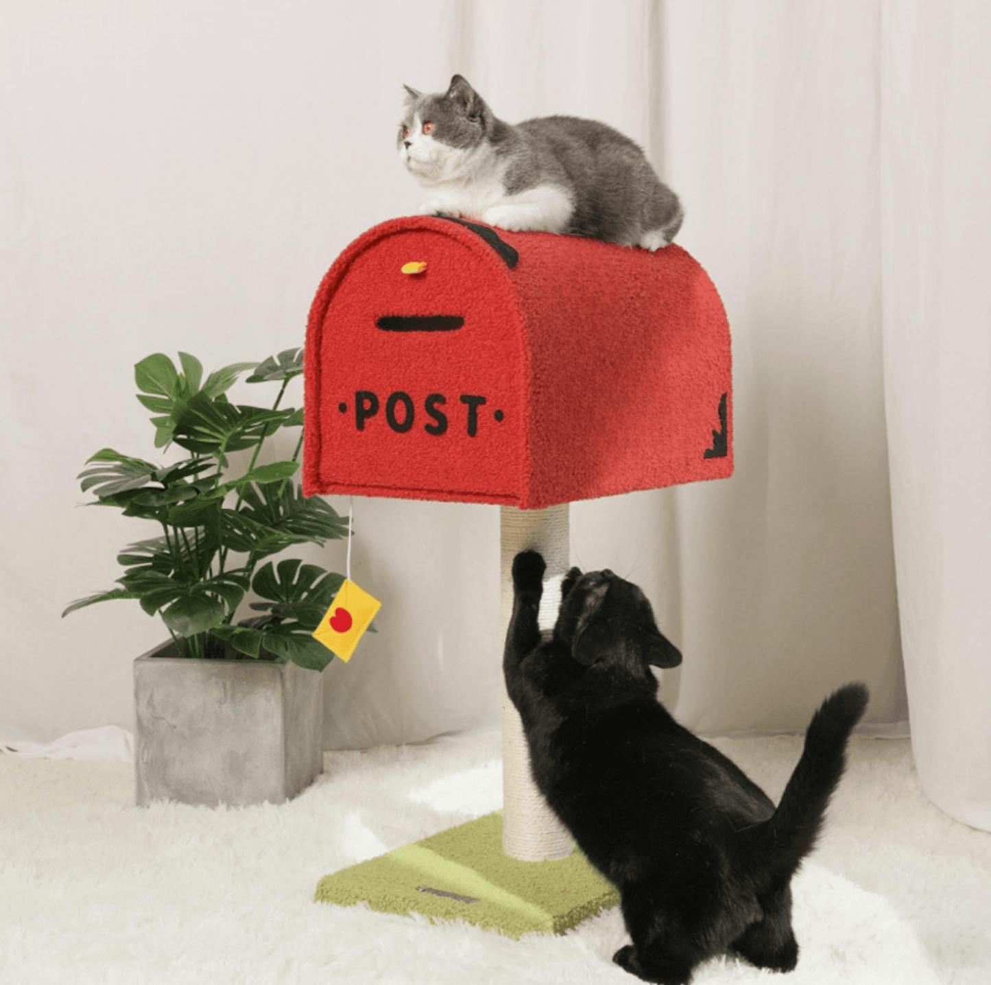 Lucky Seven Cute Mailbox Sisal Cat Scratching Post Tree with Interactive Window