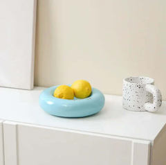 Michu Ceramic Cat Bagel Bowl – Anti-Whisker Wide Shallow Pet Food Bowl Rainbow Colours with lemons and a speckled mug.