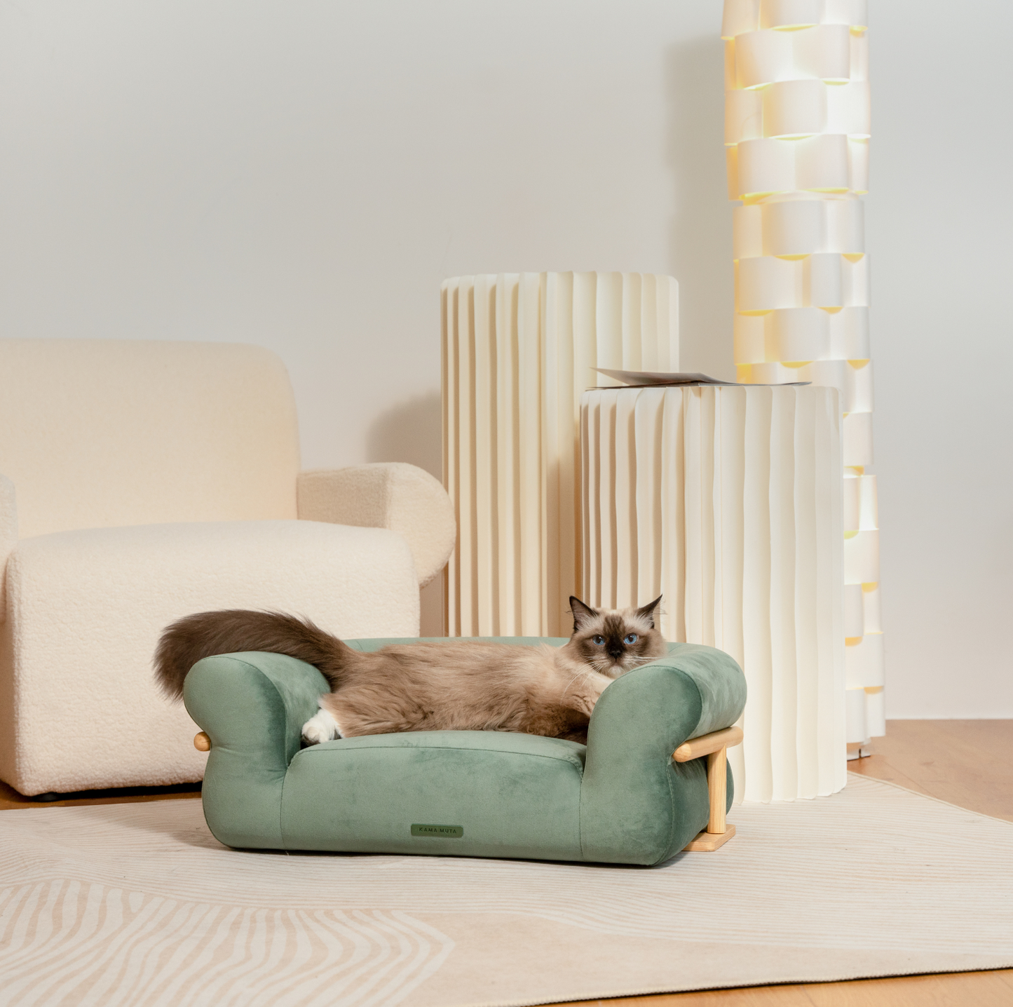 KAMA MUTA Bread Pet Bed - Italian-Inspired Design with Memory Foam and Ash Wood Frame-Petroom