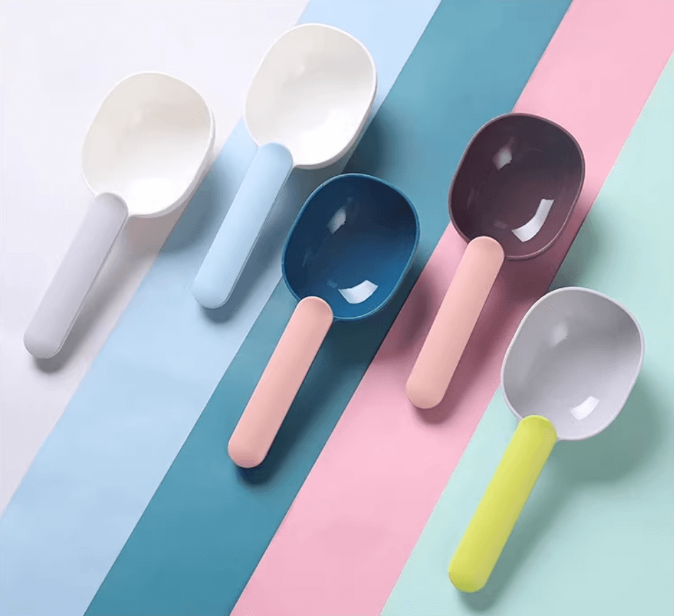 Long Handle With Clip Pet Food Scoop For Dog And Cat-Petroom