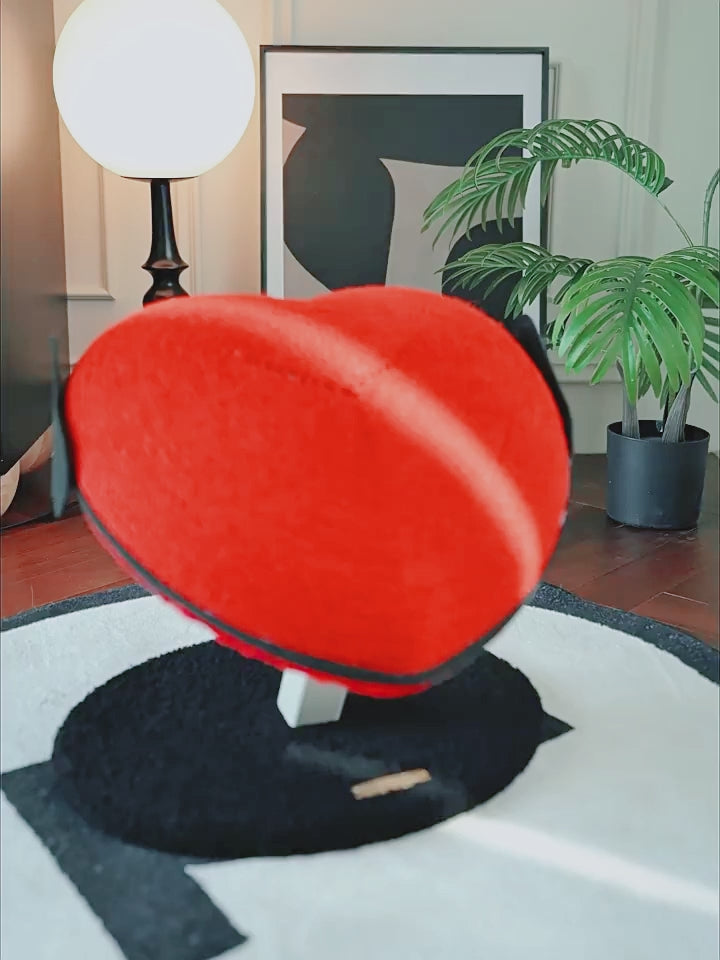 Vertical Heart-Shaped Cat Scratchers with Wings – Durable Natural Sisal Stretching Post displayed in a stylish interior setting.